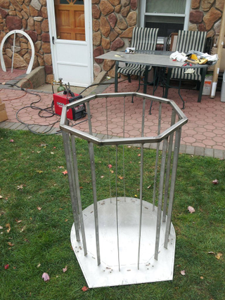 Illustration for article titled What It Takes to Build a Camping Stove 200 Times Its Normal Size